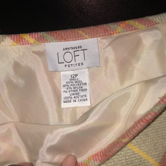 3/$25 Loft Skirt - Picture 2 of 6